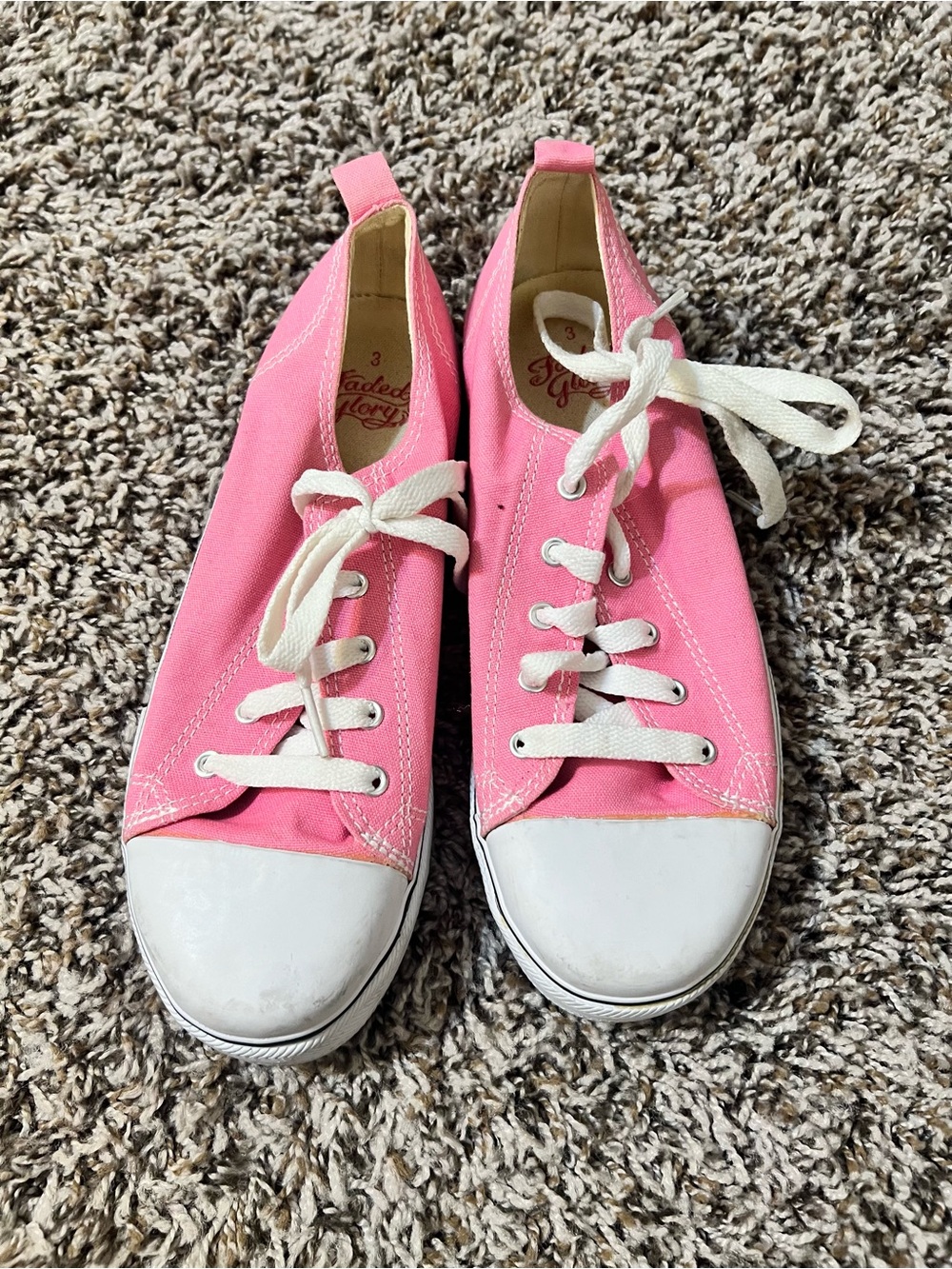 Girl’s faded glory pink sneakers. Size 3